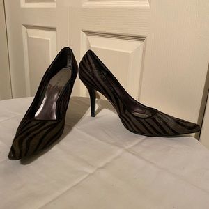 Nine West Pony Hair Heels with Pointed Toe in Black/Gray - Sz 7.5